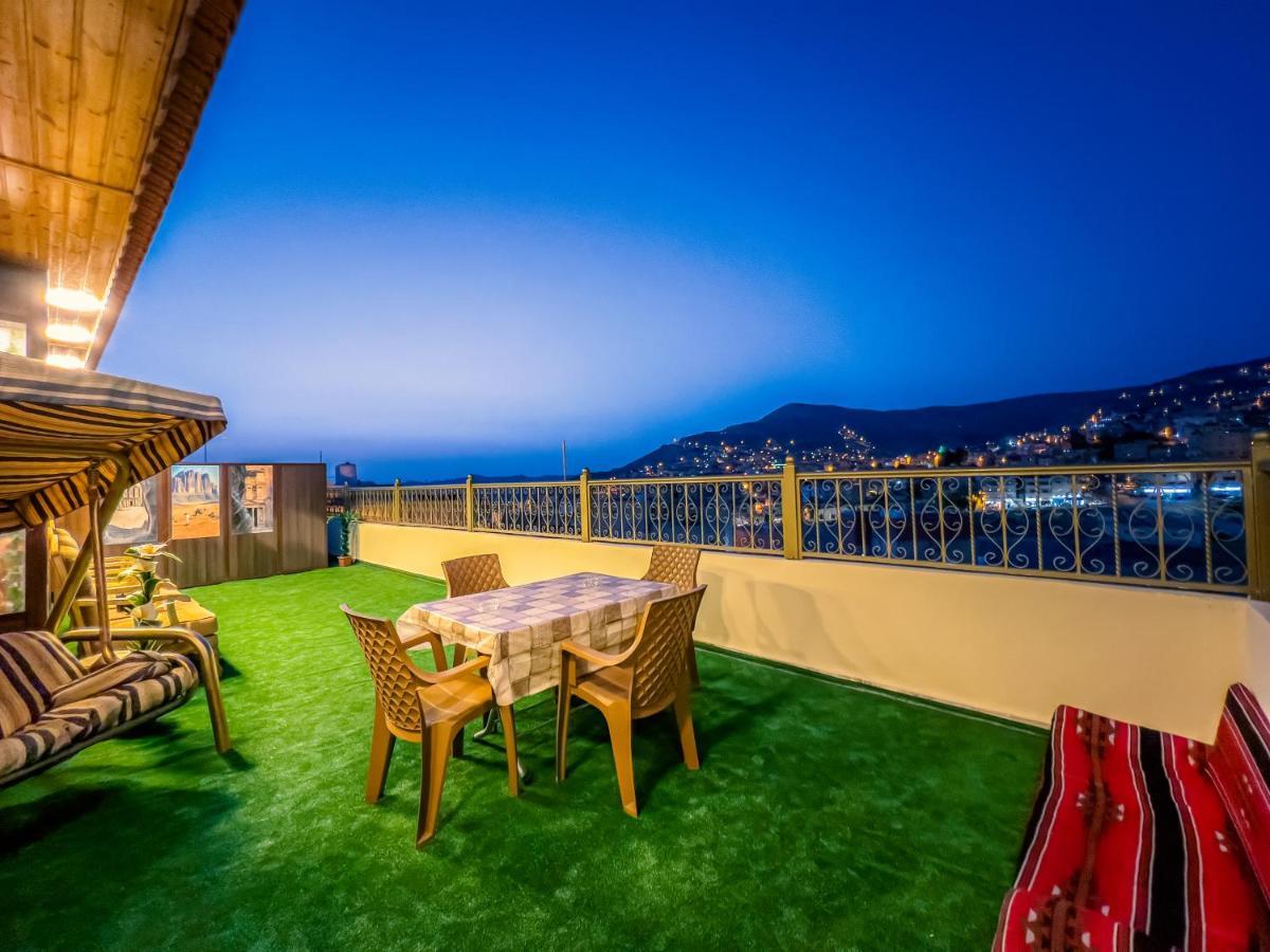 Appartamento Petra Royal House Wadi Musa Esterno foto
