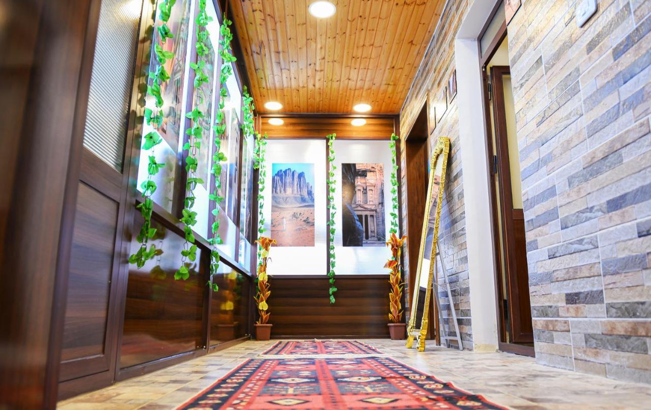 Appartamento Petra Royal House Wadi Musa Esterno foto